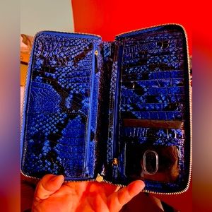 Skylar Blue Viper 💙